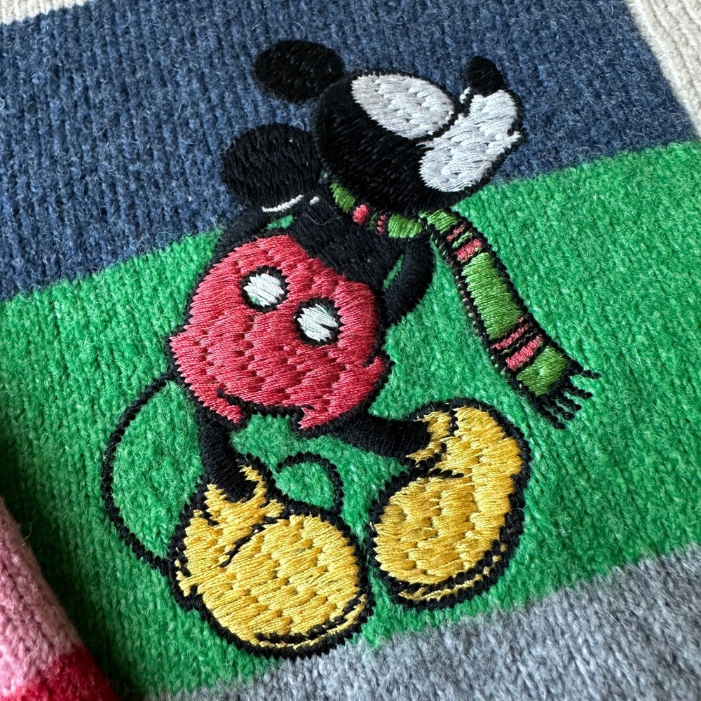 Disney Series Created by MOUSSY Mickey Mouse and Minnie Kissing Cardigan - Picture 3 of 10